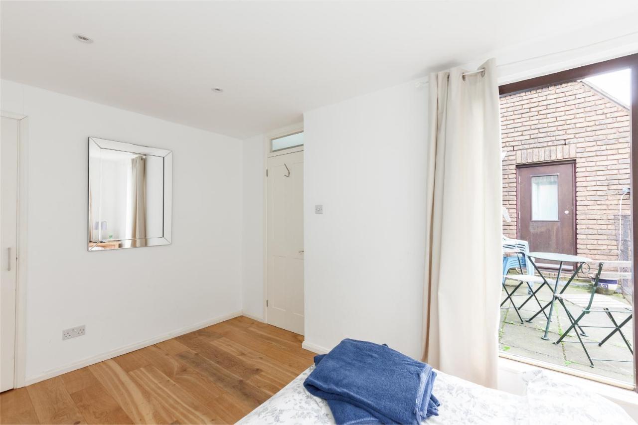 White City Apartment London Eksteriør billede